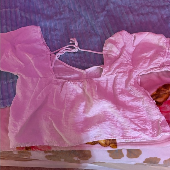 Pink Ruffled Crop Top - Picture 3 of 4